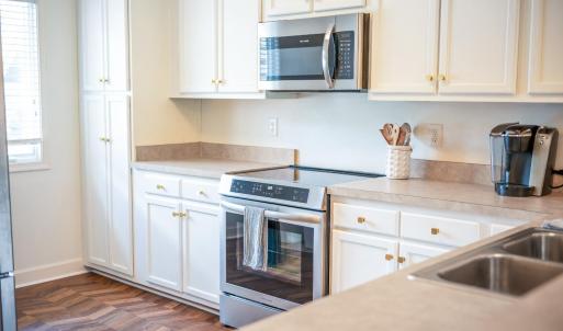 Photo #4 of 1175 Mariners Way, Huddleston, VA