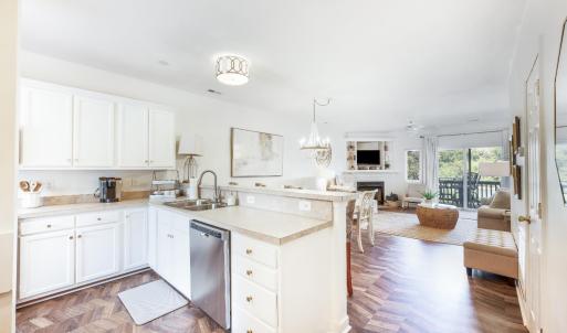 Photo #3 of 1175 Mariners Way, Huddleston, VA