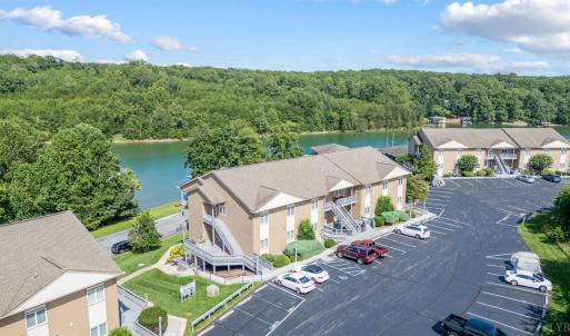 Photo #33 of 1175 Mariners Way, Huddleston, VA
