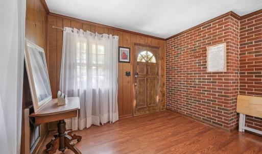Front door in den