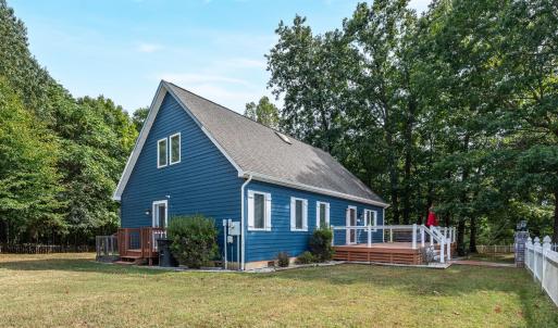 Photo #2 of 100 Sandpiper Drive, Huddleston, VA 0.6 acres