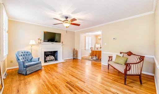 Photo #9 of 2405 Hawthorne Road, Lynchburg, VA 0.9 acres