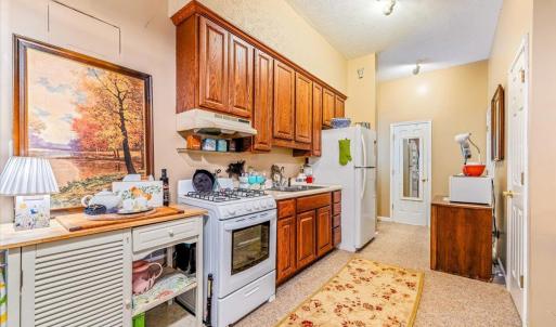 Photo #28 of 2405 Hawthorne Road, Lynchburg, VA 0.9 acres
