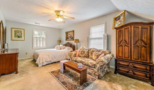 Photo #20 of 2405 Hawthorne Road, Lynchburg, VA 0.9 acres