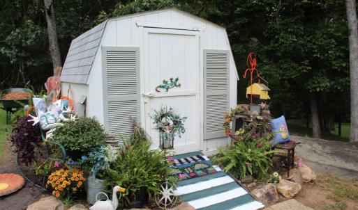 Photo #36 of 2405 Hawthorne Road, Lynchburg, VA 0.9 acres