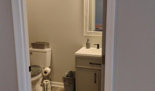 Entrance to master bath