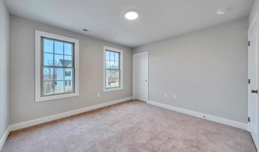 Photo #20 of 1086 Snowfield Circle, Lynchburg, VA 0.3 acres