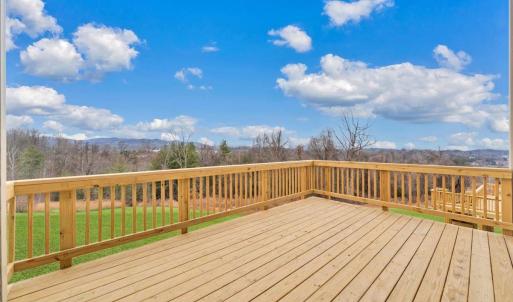 Photo #23 of 1086 Snowfield Circle, Lynchburg, VA 0.3 acres