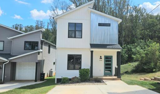 Photo #1 of 2713 Rainbow Circle, Lynchburg, VA 0.1 acres