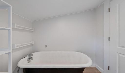 Photo #34 of 1038 Valencia Drive, Huddleston, VA 5.5 acres