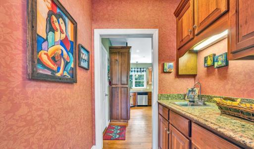 Photo #10 of 201 Whitley Way, Lynchburg, VA 0.7 acres