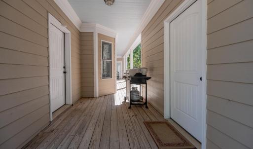 Walkway between home and garage