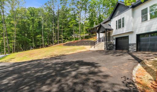 Photo #38 of 5610 Old Cifax Road, Goode, VA 0.7 acres