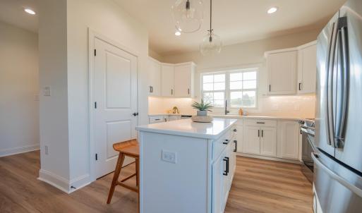 Photo #7 of 1130 Live Oak Drive, Forest, VA 0.6 acres