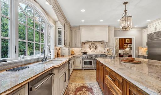 Photo #22 of 211 Paddington Court, Lynchburg, VA 0.6 acres