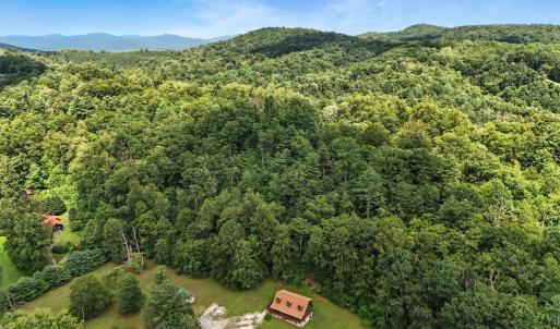 Photo #10 of 2070 Woodson Rd, Roseland, VA 7.5 acres