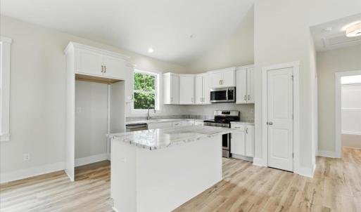 Photo #12 of 2140 Bent Creek Road, Concord, VA 1.3 acres