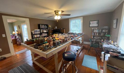 Photo #52 of 721 Grove Street, Bedford, VA 0.4 acres