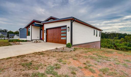 Photo #5 of 806 Elmwood Avenue, Lynchburg, VA 0.1 acres