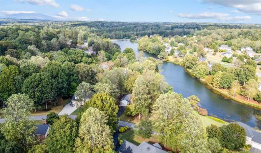 Photo #2 of 1324 Cuddington Lane, Forest, VA 0.7 acres