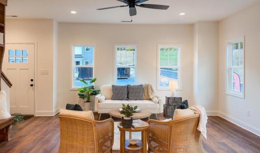 Photo #18 of 110 Aaron Place, Lynchburg, VA 0.1 acres