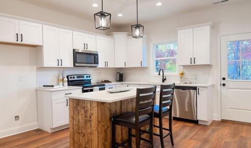 Photo #21 of 110 Aaron Place, Lynchburg, VA 0.1 acres