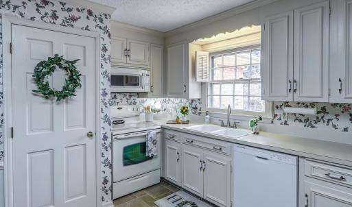 Photo #17 of 3104 Cranehill Drive, Lynchburg, VA 0.4 acres