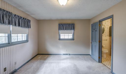 Photo #32 of 3104 Cranehill Drive, Lynchburg, VA 0.4 acres