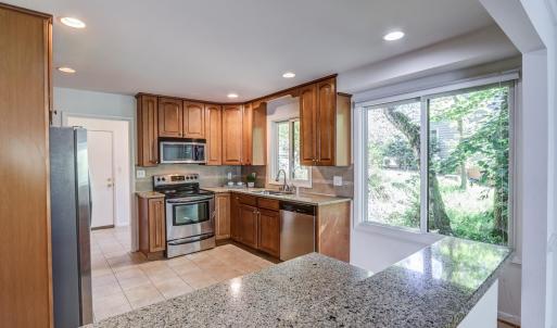 Photo #17 of 2120 Surrey Place, Lynchburg, VA 0.5 acres