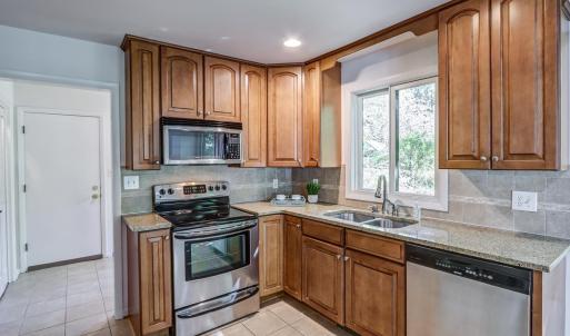 Photo #18 of 2120 Surrey Place, Lynchburg, VA 0.5 acres