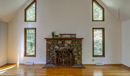 Photo #8 of 2120 Surrey Place, Lynchburg, VA 0.5 acres