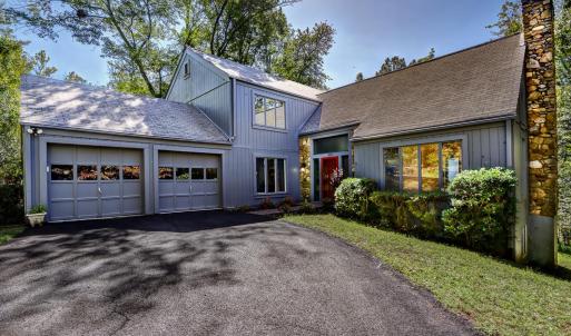 Photo #2 of 2120 Surrey Place, Lynchburg, VA 0.5 acres