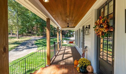 Photo #4 of 207 Fox Runn Dr, Lynchburg, VA 2.3 acres