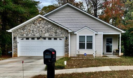 Photo #2 of 1287 Emerald Crest Dr, Bedford, VA 0.1 acres