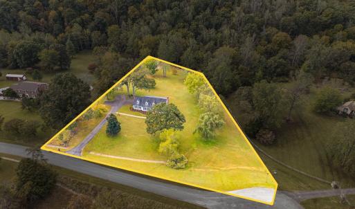 Photo #2 of 327 Hans Hill Drive, Madison Heights, VA 2.7 acres