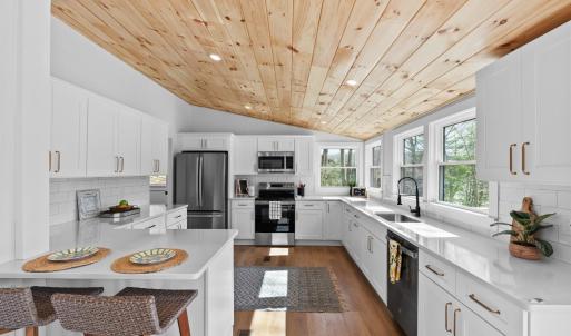 Photo #7 of 509 Pleasure Point Drive, Goodview, VA 0.9 acres