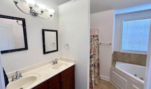 Photo #20 of 172 Stoney Creek Drive, Madison Heights, VA 1.0 acres