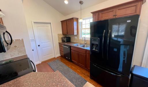 Photo #15 of 172 Stoney Creek Drive, Madison Heights, VA 1.0 acres