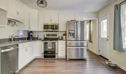 Photo #16 of 1405 Pine Bluff Drive, Lynchburg, VA 0.6 acres