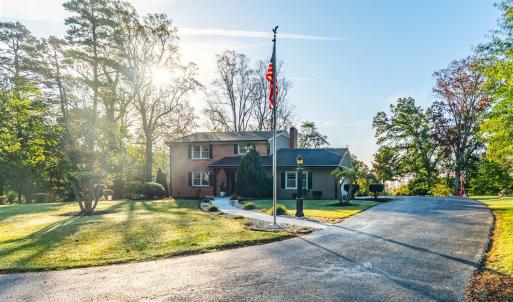 Photo #3 of 1921 Tabby Ln, Altavista, VA 1.4 acres