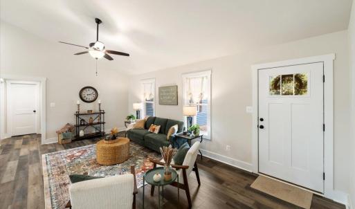 Photo #3 of 1025 Lindsay Rd, Forest, VA 0.4 acres