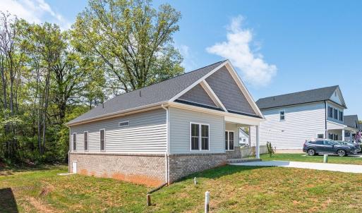 Photo #3 of 456 North Avenue, Appomattox, VA 0.1 acres