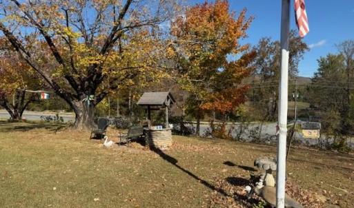 Photo #2 of 1028 Roswell Lane, Blue Ridge, VA 0.8 acres