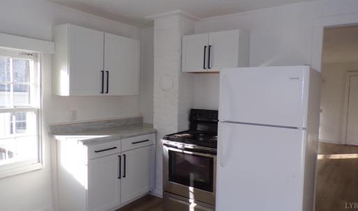 Photo #8 of 111 M T Holt Avenue, Brookneal, VA 0.2 acres