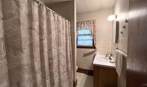 Photo #16 of 1091 Acorn Road, Nathalie, VA 26.4 acres