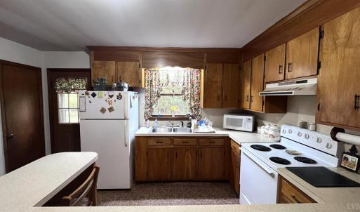 Photo #11 of 1091 Acorn Road, Nathalie, VA 26.4 acres