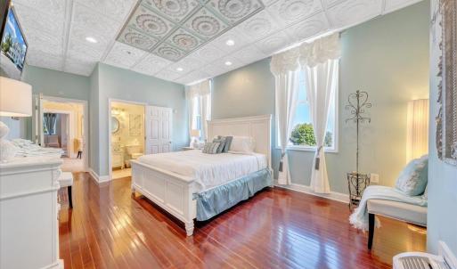 Photo #46 of 812 E Main Street, Bedford, VA 2.9 acres