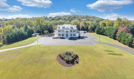 Photo #88 of 812 E Main Street, Bedford, VA 2.9 acres