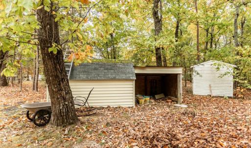 Photo #38 of 301 Log Cabin Road, Appomattox, VA 1.0 acres