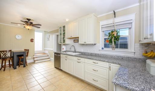 Photo #22 of 1002 Broad Street, Altavista, VA 0.3 acres